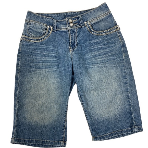 VSX Jean Bermuda Shorts Womens Sz 4 Rhinestone Accents Medium Wash Distress - Picture 1 of 4